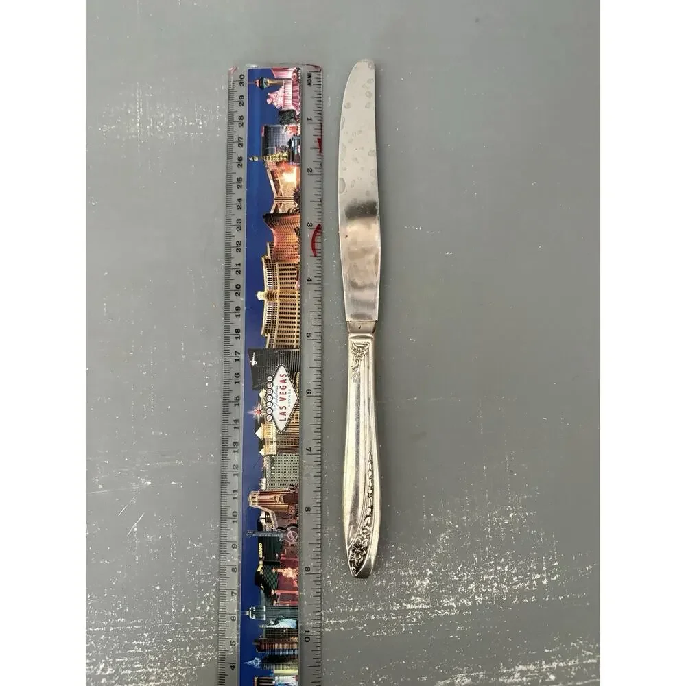 Vintage Wm Rogers Starlight Queen Mary Silverplate Dinner Knife 9”